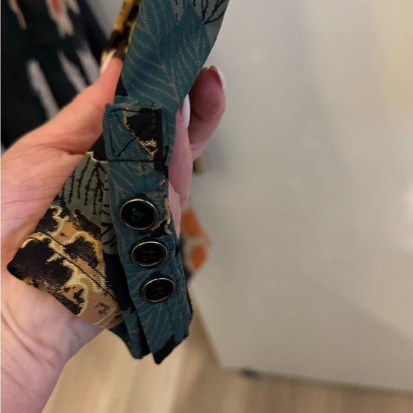 Floral Print Women Top - Picture 3 of 4